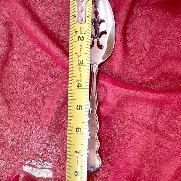 Distinction Deluxe Stainless by Oneida HH Valerie Pierced Serving Spoon - Picture 5 of 5